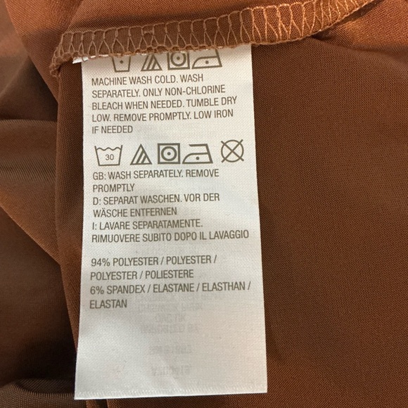 NWOT Susan Graver Floral Blouse - Red, Pink, Brown Size Large - Picture 10 of 12